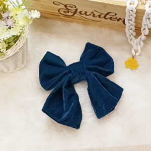 Chonky Velvet Bow – Navy Blue